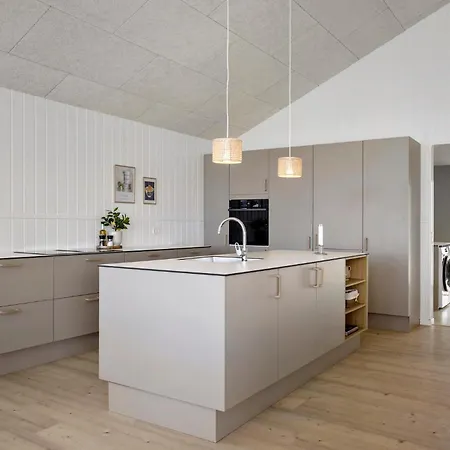 Pet Friendly In With Sauna بيت للعطل Saltum